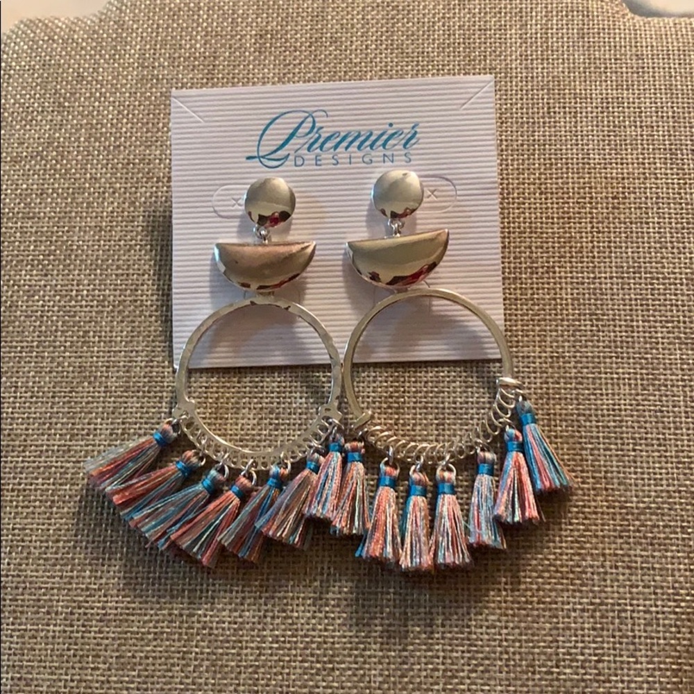 Premier Designs Waikiki earrings